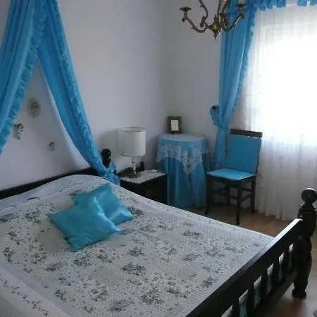 Arbanas アパート ラブ