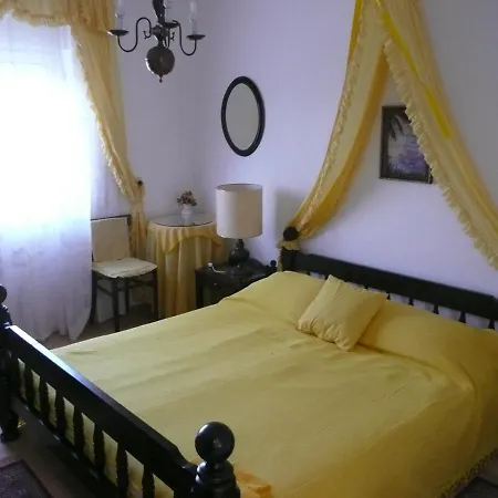 アパート Arbanas ラブ